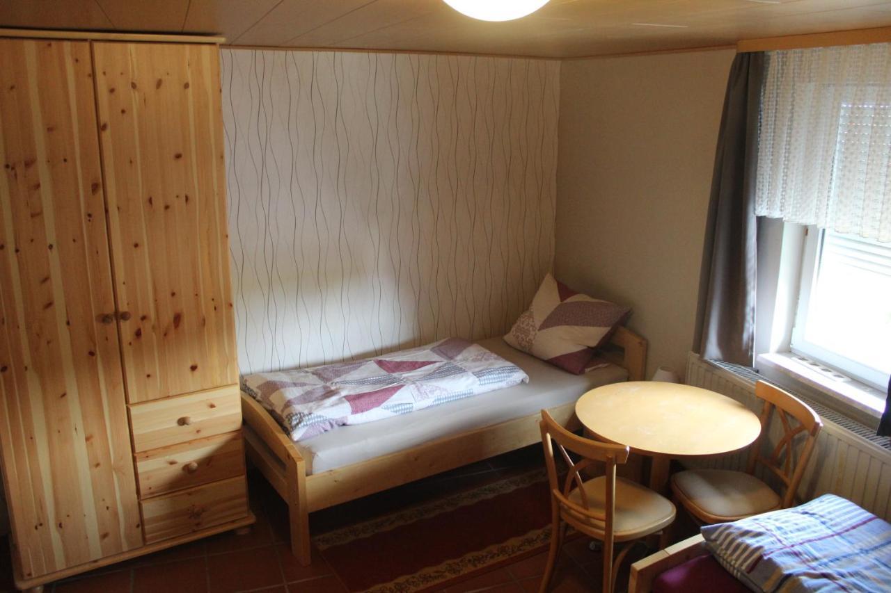 Haus Zum Grunen Baum Schollbrunn Extérieur photo